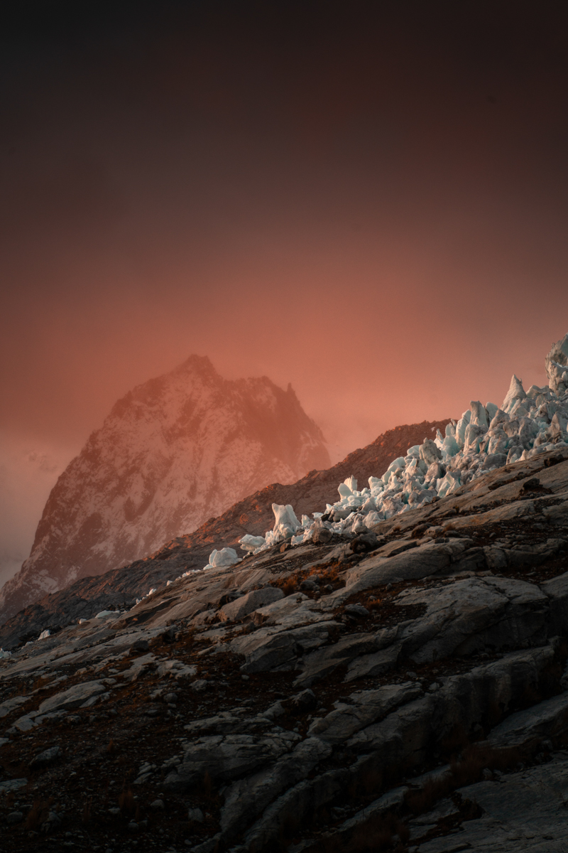 Sunset view from Refugio Huascarán