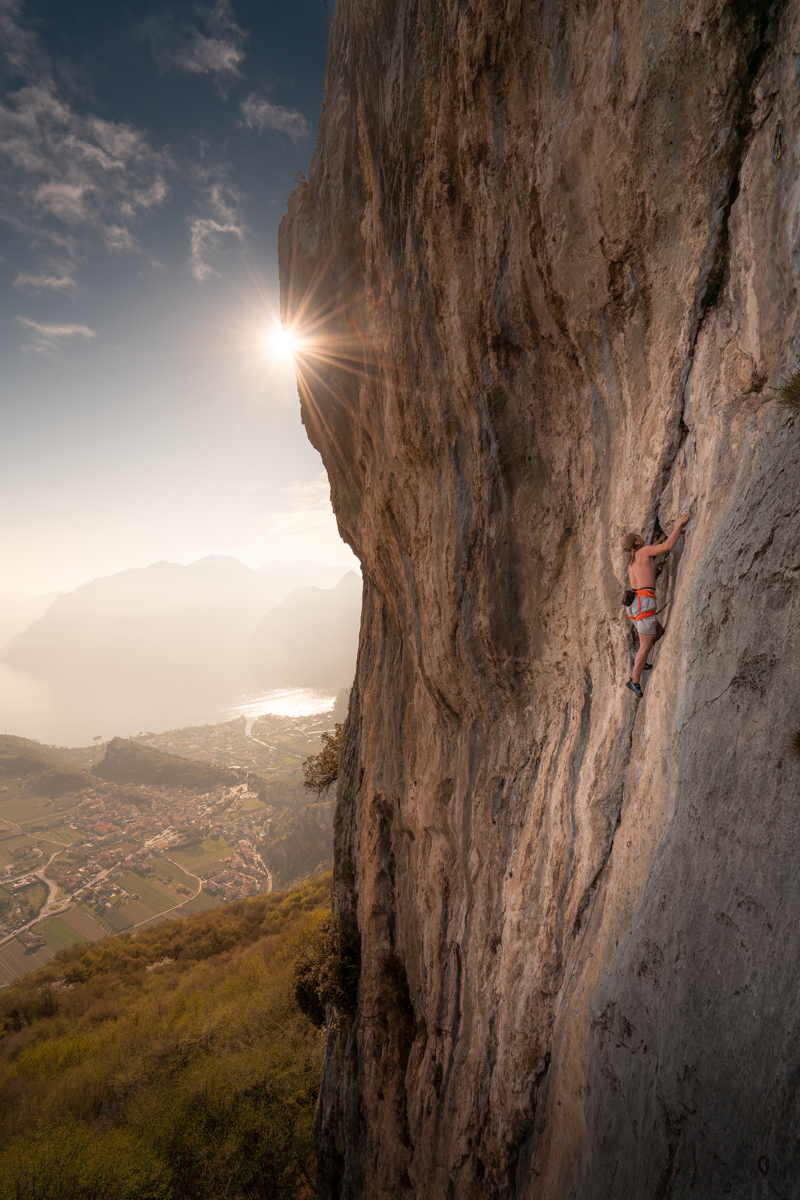 Climbing above Lago di Garda